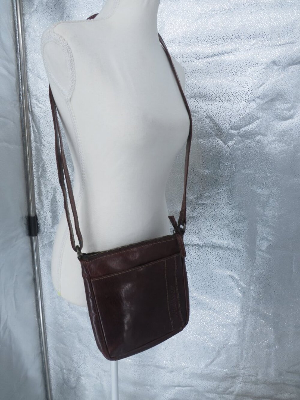 Wild West Leather Crossbody Bag Brown Small Messenger Purse Adjustable Strap Zip